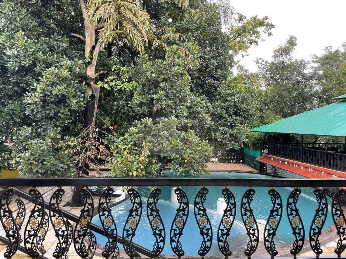 The Green Gate Resort Mulshi Екстериор снимка