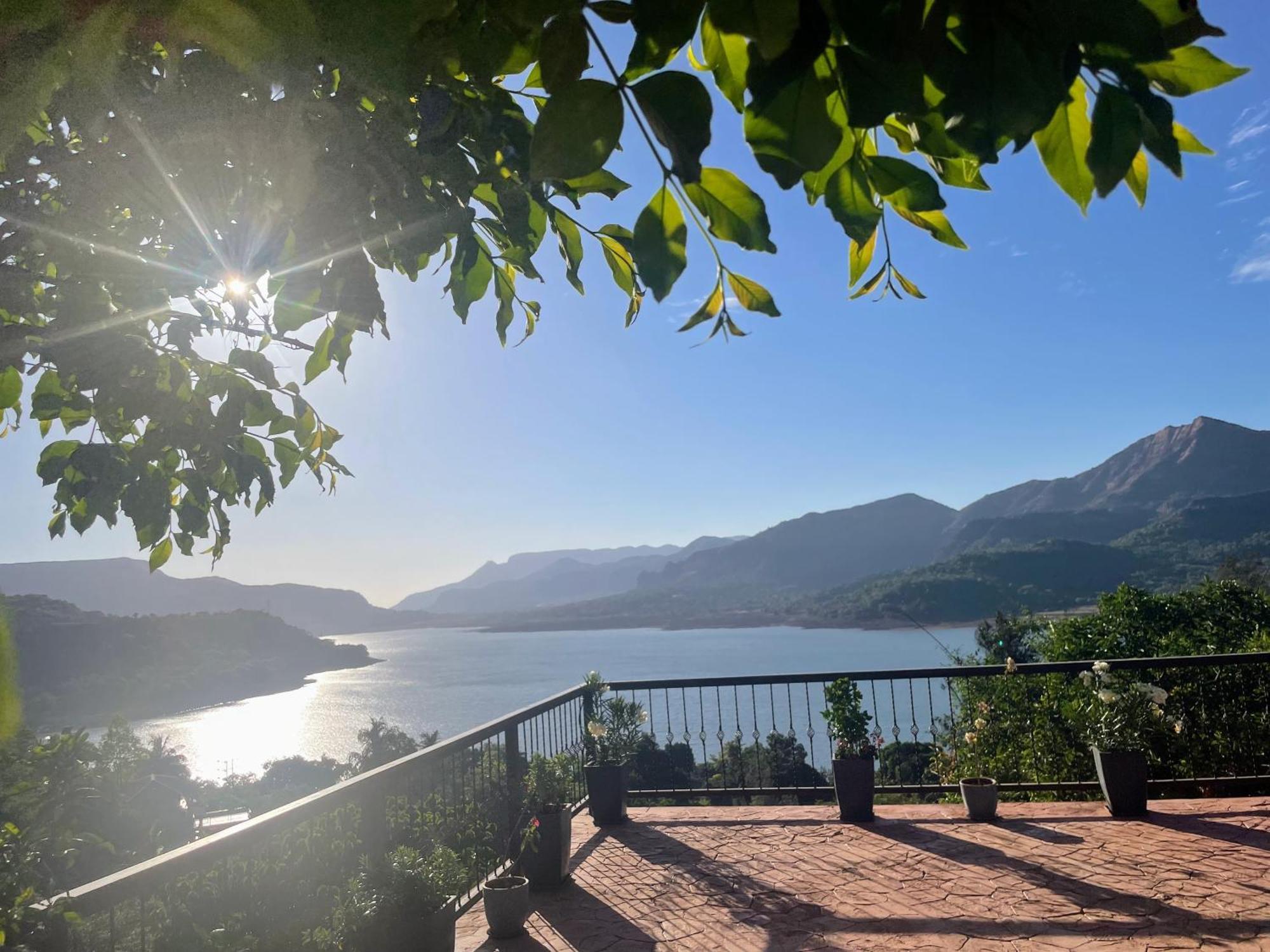 The Green Gate Resort Mulshi Екстериор снимка